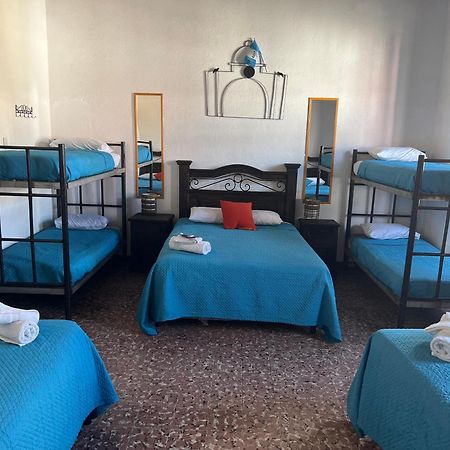 Feathers Hotel & Lounge Antigua ภายนอก รูปภาพ