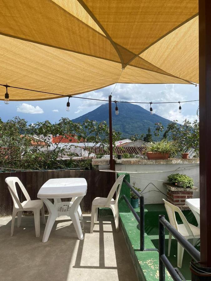 Feathers Hotel & Lounge Antigua ภายนอก รูปภาพ