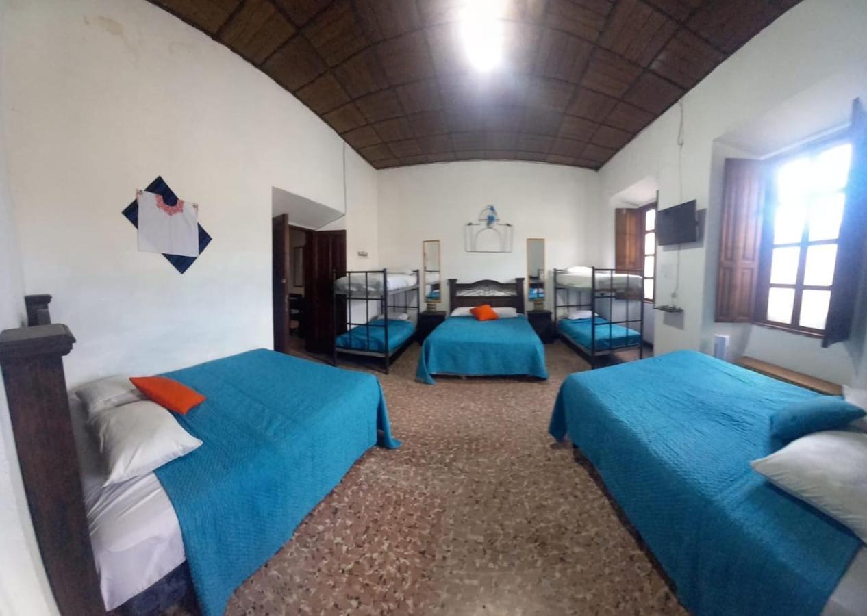 Feathers Hotel & Lounge Antigua ภายนอก รูปภาพ