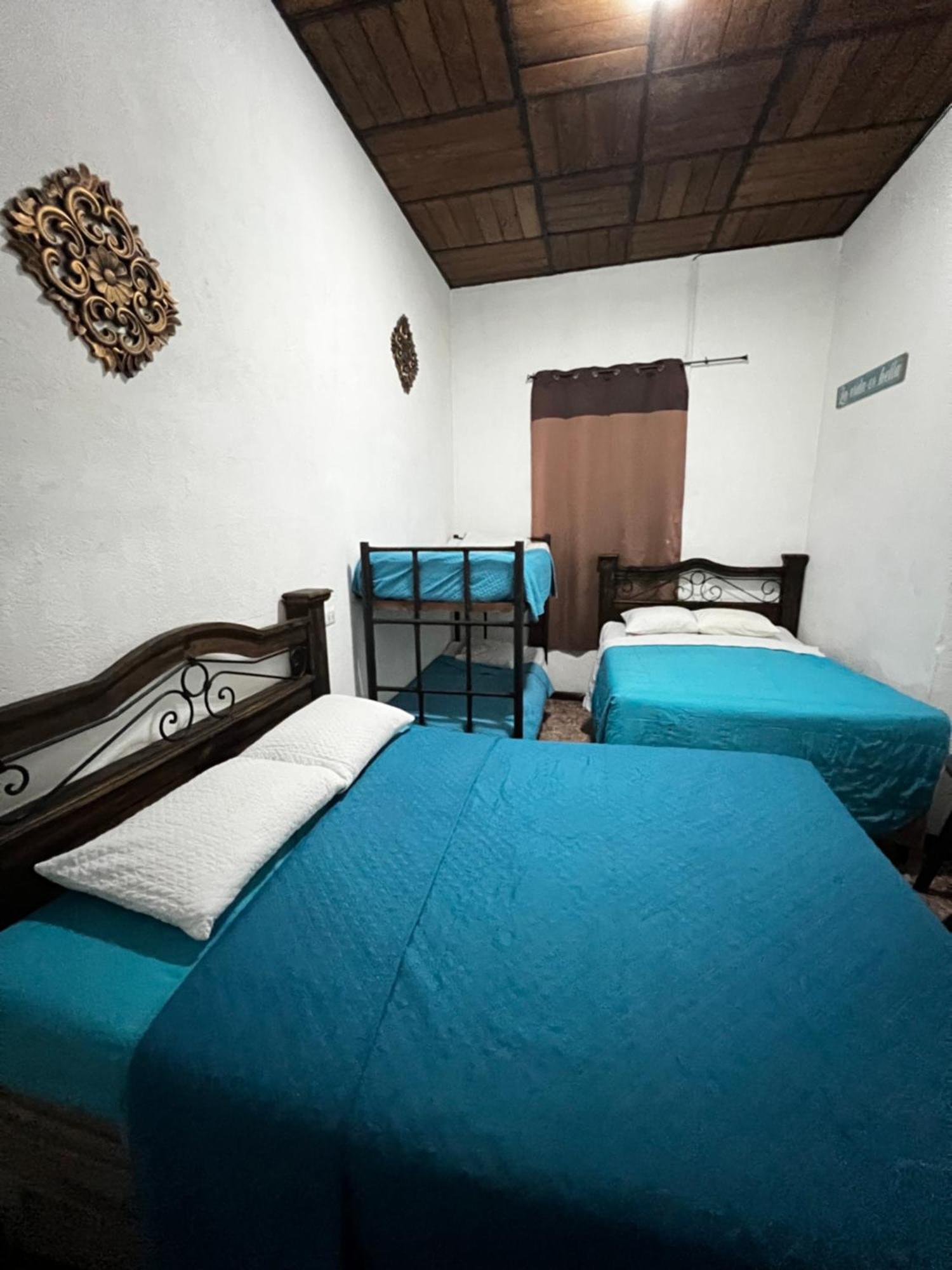 Feathers Hotel & Lounge Antigua ภายนอก รูปภาพ