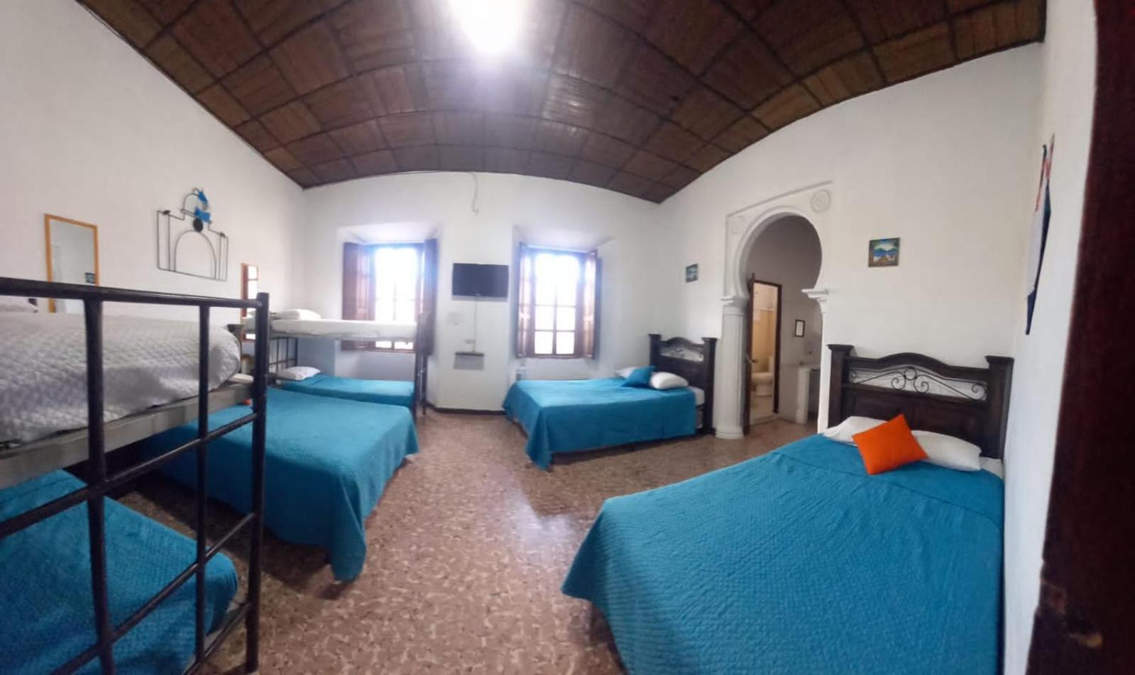 Feathers Hotel & Lounge Antigua ภายนอก รูปภาพ