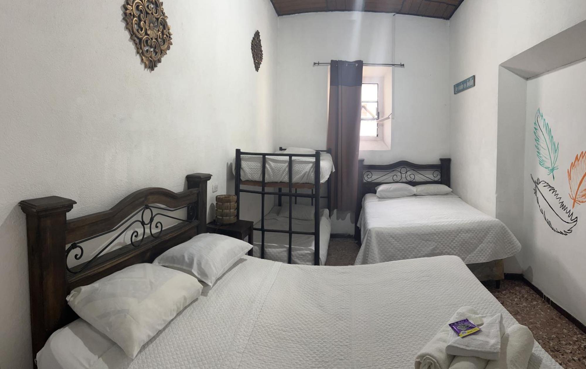 Feathers Hotel & Lounge Antigua ภายนอก รูปภาพ